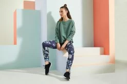 Domyos Soft Loose Fit Fitness Sweatshirt, Women’s Exercise & Fitness Apparel