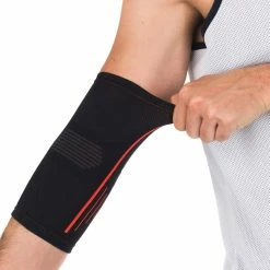 Tarmak Soft 300 Right/Left Elbow Support Adult Boxing & MMA