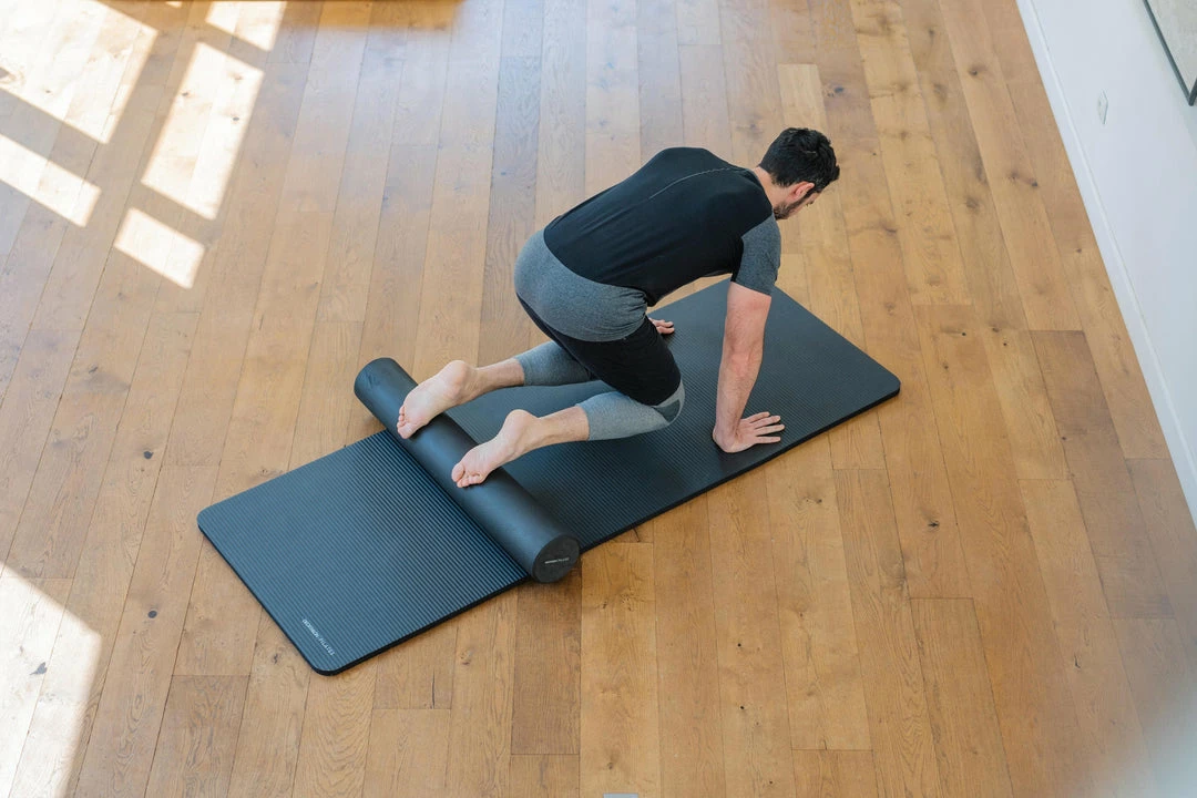 Domyos Exercise & Fitness Apparel Men's Pilates And Gentle Gym Slim-Fit Sport T-Shirt 900