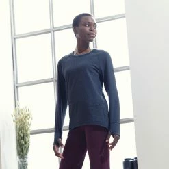 Kimjaly, Long-Sleeved Organic Cotton Yoga T-Shirt, Women's