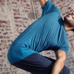 Kimjaly Seamless Short-Sleeved Dynamic Yoga T-Shirt - Dark Grey