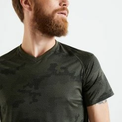 Domyos 500, Slim-Fit Technical Fitness T-Shirt, Men's Exercise & Fitness Apparel