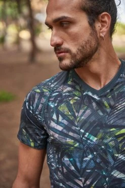 Domyos Moisture Wicking Athletic T-Shirt, Men’s Exercise & Fitness Apparel