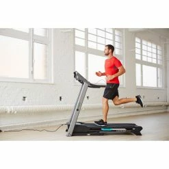 Domyos Men's Cardio Fitness Zip-Pocket Shorts Energy