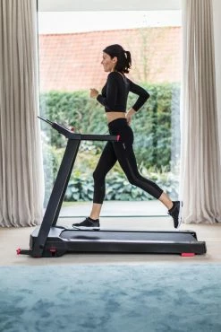 Domyos Run 100, Foldable Compact Fitness Treadmill With Manual Incline