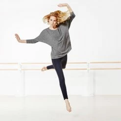 Domyos Women's Dance Long-Sleeve Lightweight T-Shirt Exercise & Fitness Apparel