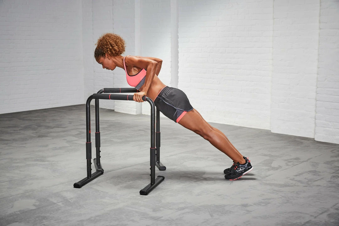 Domyos 100, Dip Bar Training Station